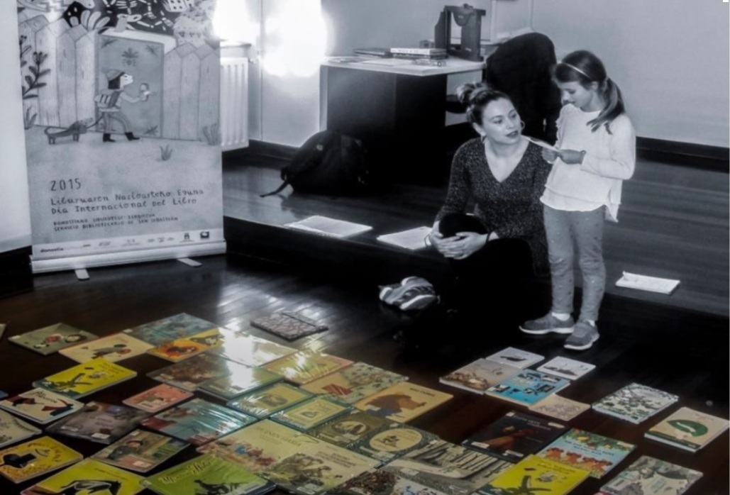 INSCRIPCIONES ABIERTAS PARA CLUBES DE LECTURA INFANTIL Y FAMILIAR 3-5/6-8 y 8-12 AÑOS DE SEPTIEMBRE A MAYO (2026-2027)