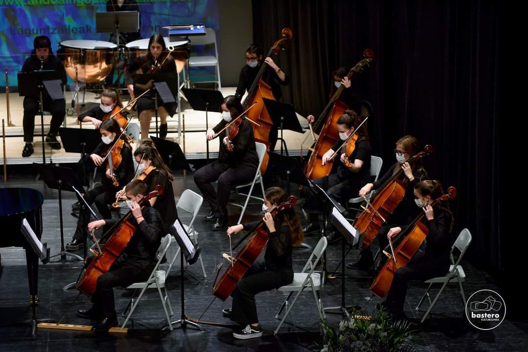 Orquesta argazkia 4