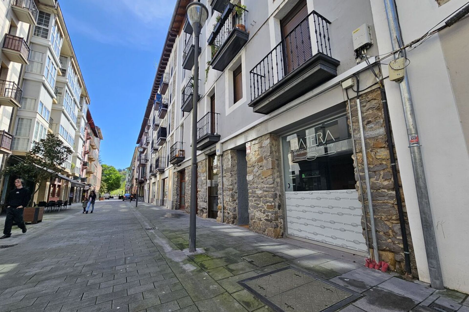 Compromiso con el comercio y la hostelería local para informar sobre las ayudas económicas