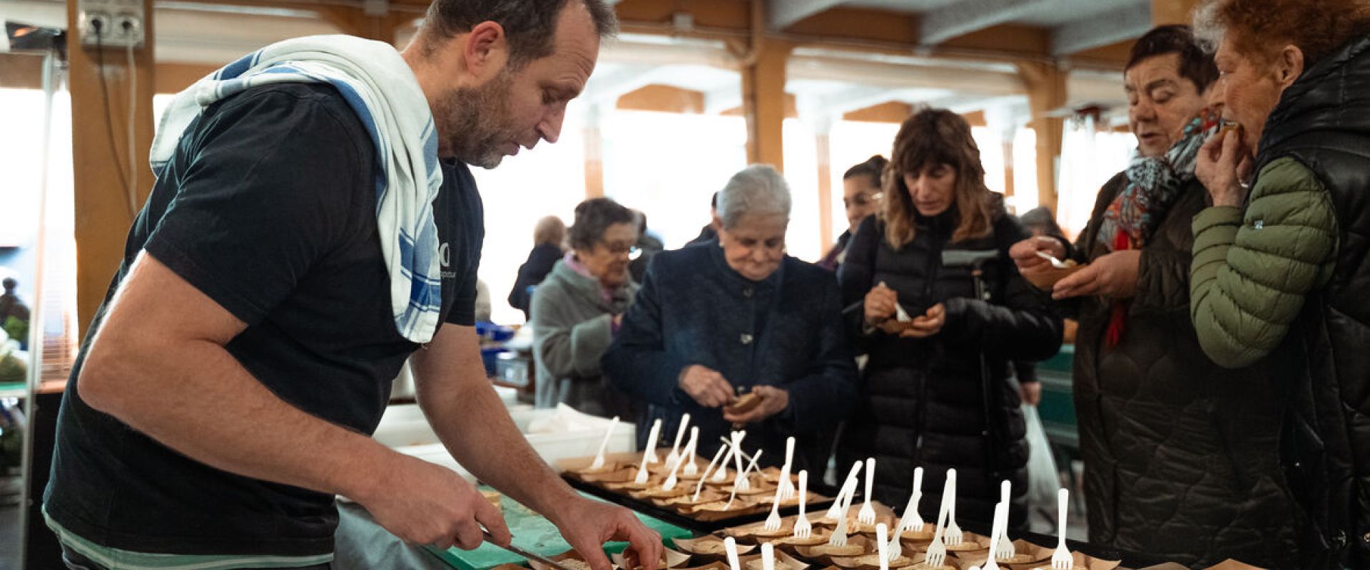 El mercado del martes de Beasain reunirá a productores y clientela tras las vacaciones