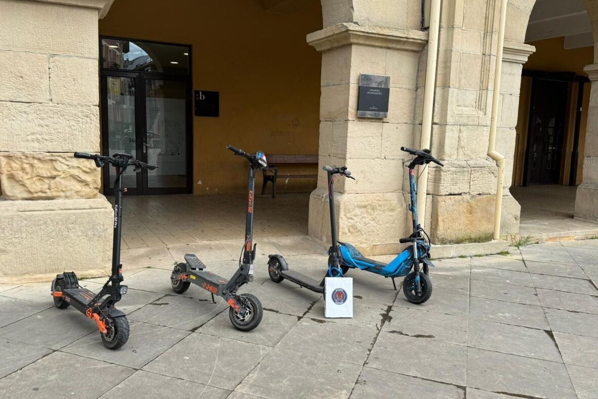 Udaltzaingoak patinete elektrikoen gaineko zaintza irmoa mantentzen du