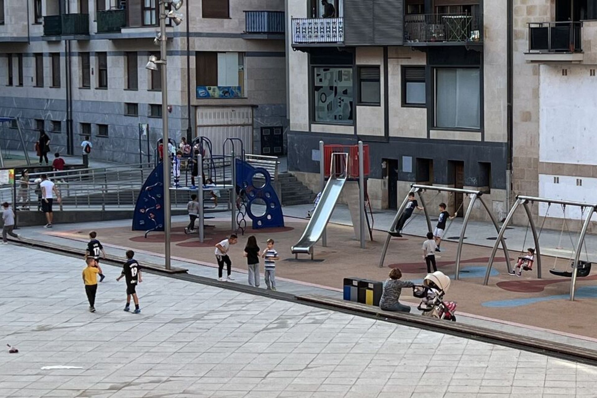La iniciativa “Parketarrak” vuelve a ofrecer la oportunidad de jugar en euskera