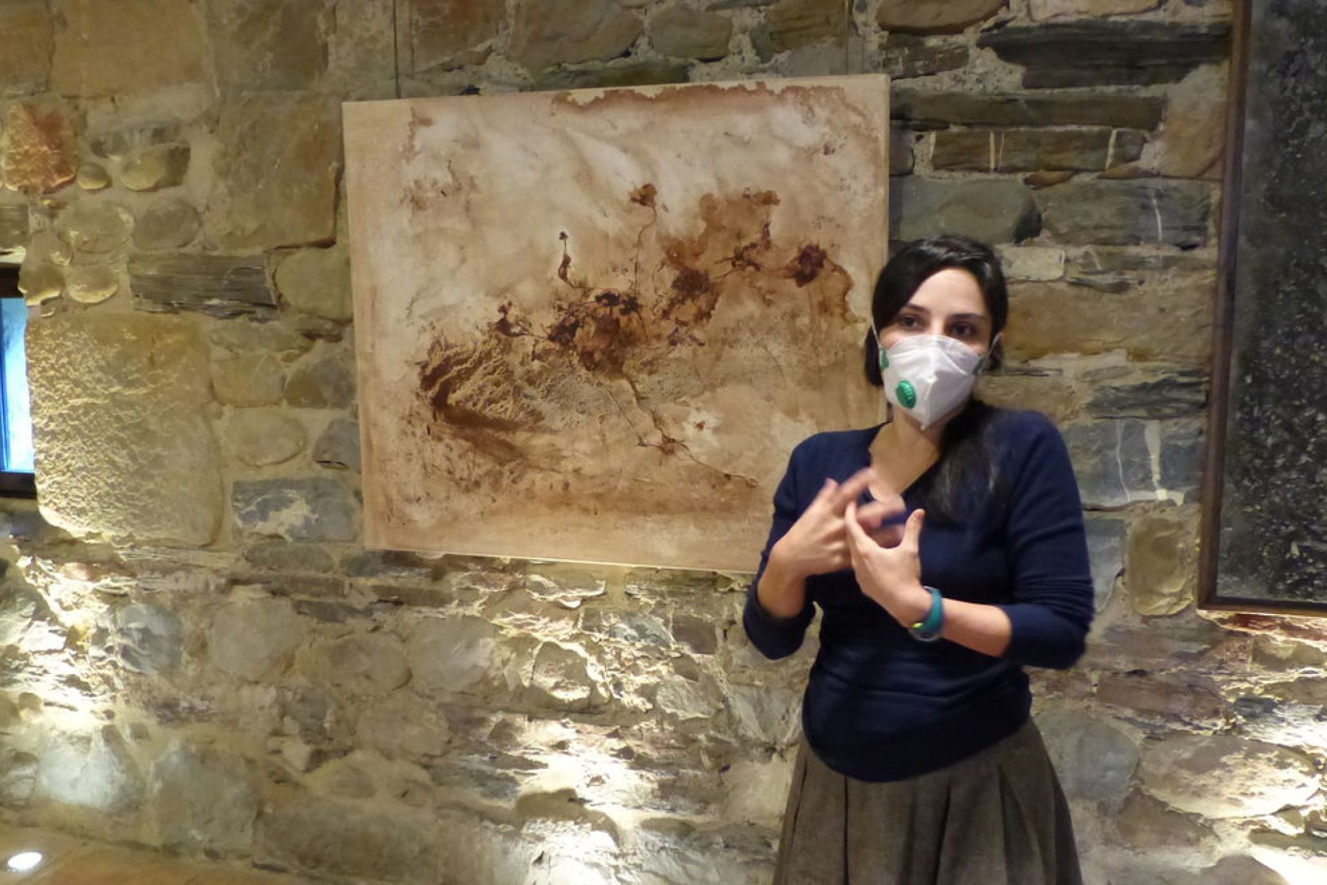 Kimia Kamvariren "Nature Change" liburua aurkeztu da Igartzan