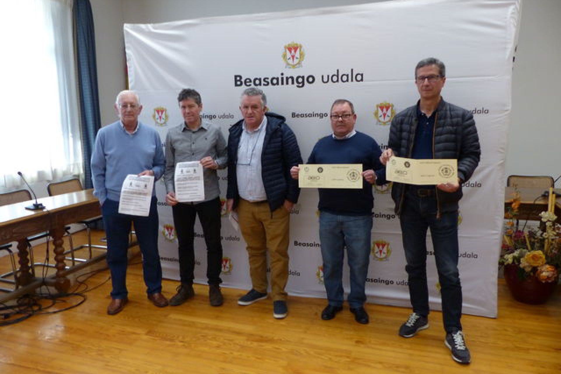Loinazko San Martin egunaren inguruko egitaraua aurkeztu da